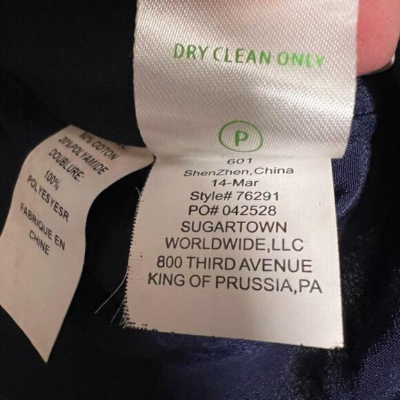 Lilly Pulitzer Augusta Lace Shift Dress in Drippy Paisley Navy Blue | Size 2 - Picture 7 of 7